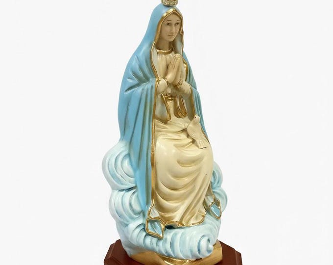 Statue of the Madonna Della Pace cm 31.5 x 14 (12.40 x 5.51 inches) in solid resin marble decorated by hand, artisanal production