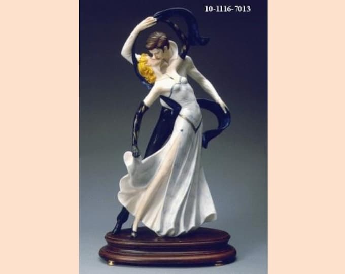 Liberty Style Sculpture Dance of Love, cm 47 (18.5 inch) in alabaster powder, wooden base, hand painted, made in Italy