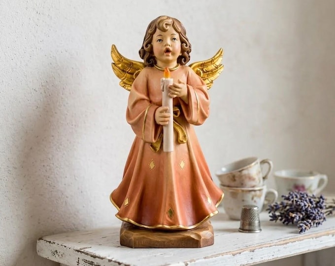 Angel Symphony sculpture, putto with candle, carved in Valgardena wood, various sizes, handcrafted in Italy