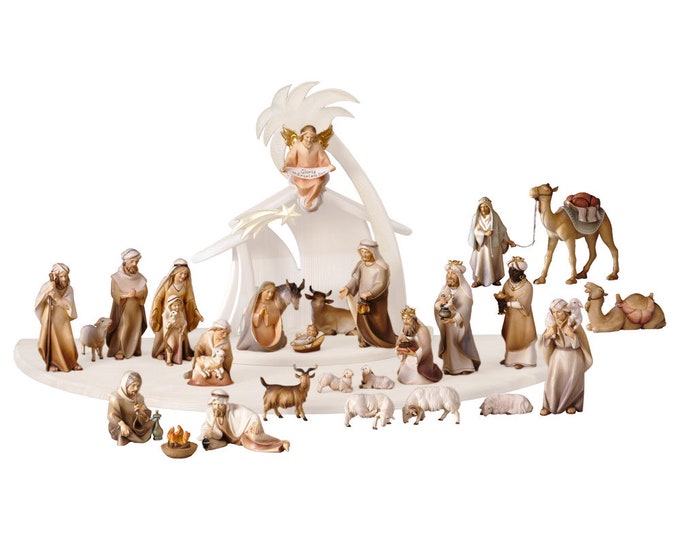 Complete nativity scene 32 pieces (without stable) carved in Valgardena wood, decorated by hand, various sizes, Italian artisan production