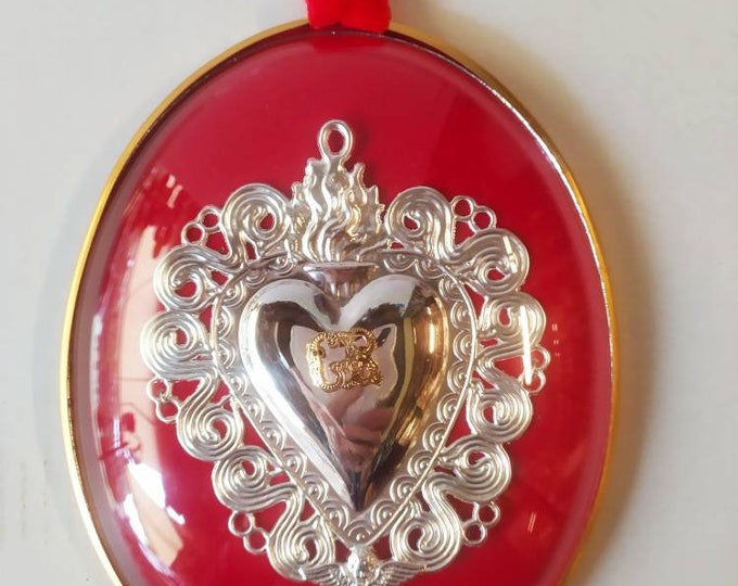 Votive heart ex voto grace received oval cm 15.5 x 19 (6.10 x 7.48 inches) of Italian artisan production