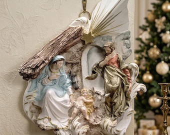 Nativity plaque, Holy Family cm 47 (18.50 inches) in hand-decorated alabaster powder, Italian artisan production