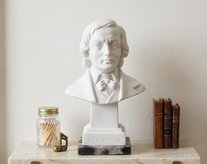 Robert Schumann sculpture 11 cm (4.33 inches) in alabaster powder, marble base, handcrafted, made in Italy
