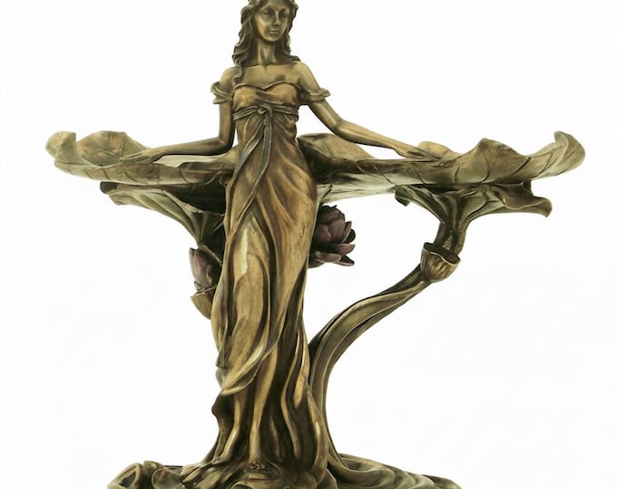 Classical Art Nouveau Nymph sculpture, 23 x 25 cm (9.05 x 9.84 inches) in bronzed resin marble, handcrafted, made in Italy