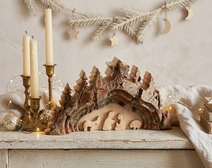 Nativity scene 18 x 11 cm (7.09 x 4.33 inches) carved in Valgardena wood, handcrafted in Italy