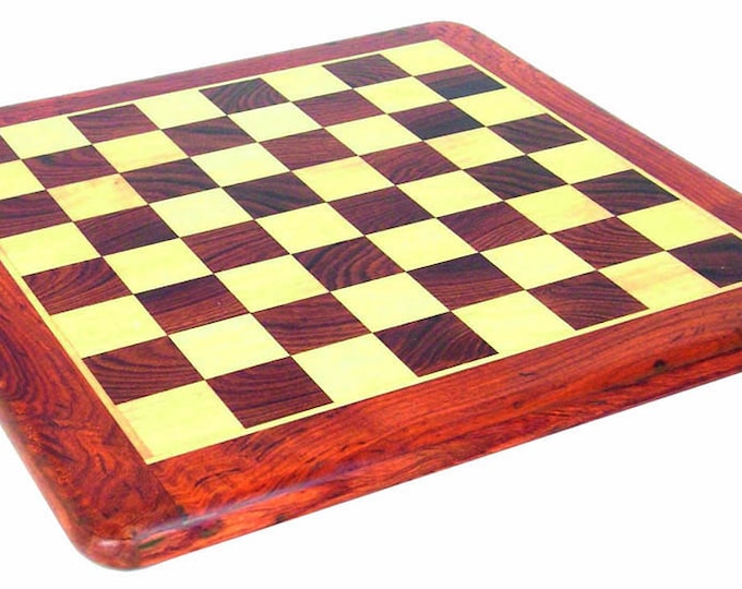 Chessboard in rosewood and maple, 46 cm (18,11 inches) of Italian artisan production