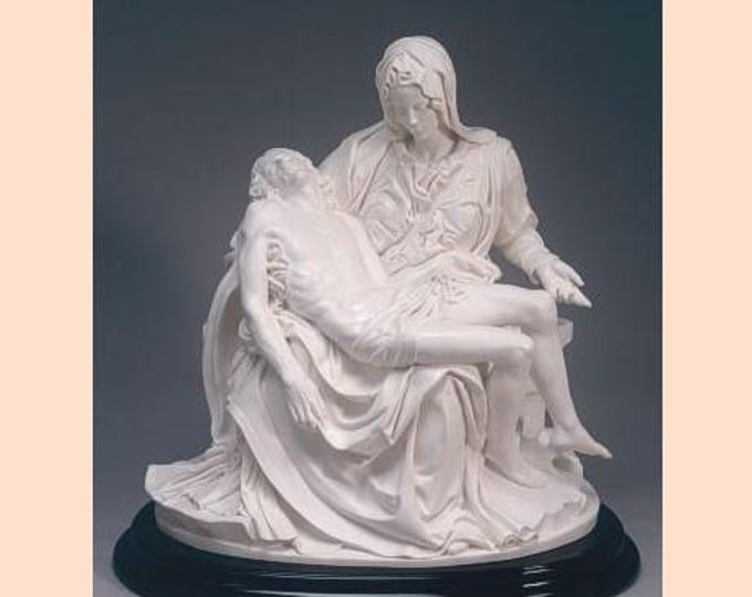 Classic sculpture "Pietà del Michelangelo", cm 75 (29,52 inches) in alabaster powder, wooden base, handcrafted, made in Italy