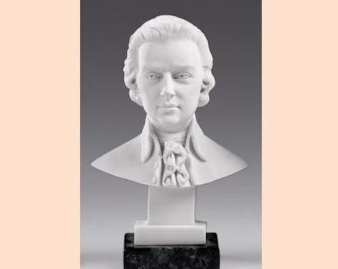 Sculpture Wolfgang Amadeus Mozart cm 15 (5.90 inches) in alabaster powder, marble base, handcrafted, made in Italy