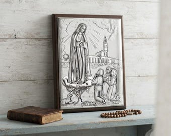 Wooden painting with a silver plaque of Our Lady of Fatima, various sizes available, handcrafted in Italy