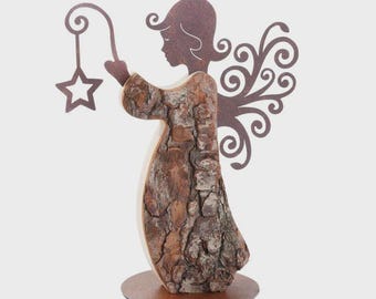 Ornamental angel sculpture 25 cm (9.84 inches) carved in Valgardena pine wood, handcrafted in Italy