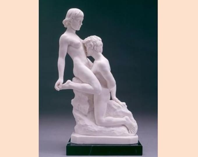 Classic sculpture Eternal Idol by Rodin, cm 28 x 17 (11.02 x 6.69 inches) in alabaster powder, marble base, handcrafted, made in Italy