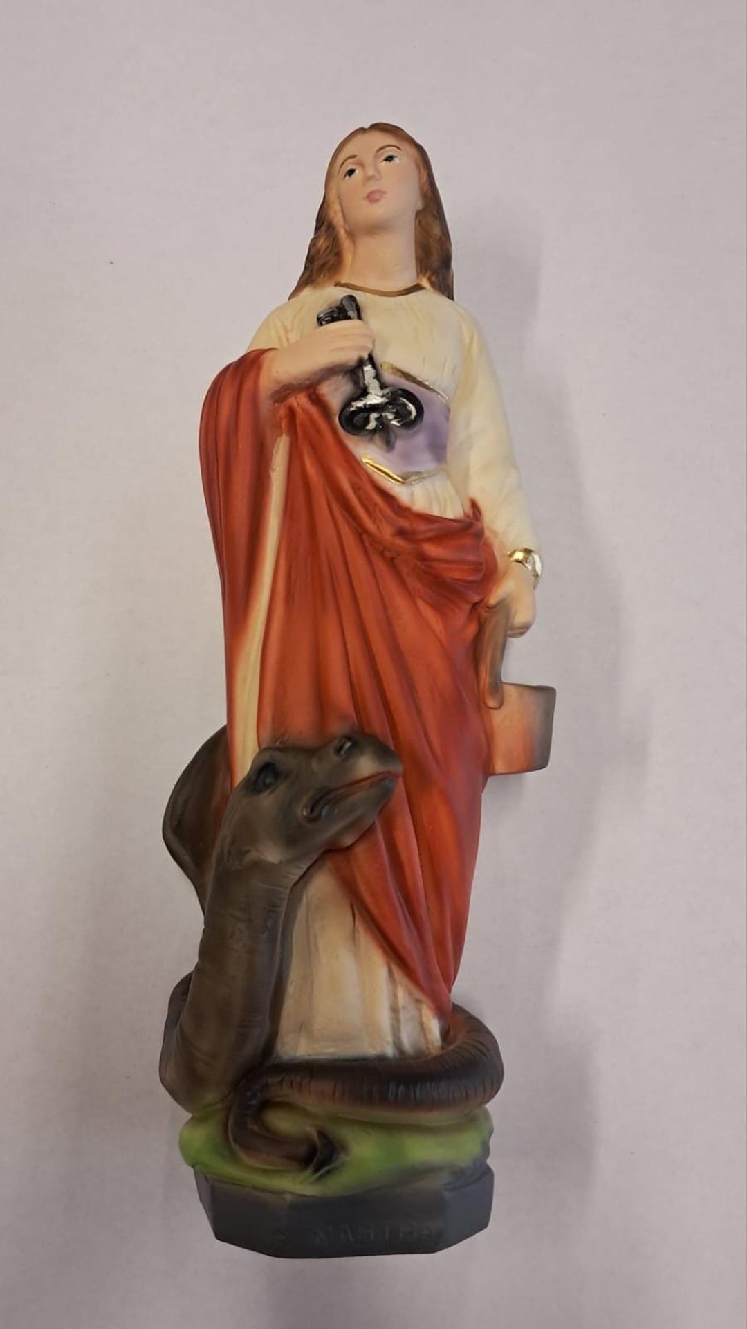 Statue De Santa Marta – 30 Cm – Marbre Et Résine – Fabrication Artisanale Italienne – Neuve