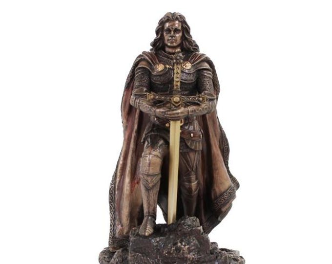 Classic sculpture of King Arthur and the sword in the stone, 21 cm (8.26 inches) in bronzed resin marble, handcrafted, made in Italy