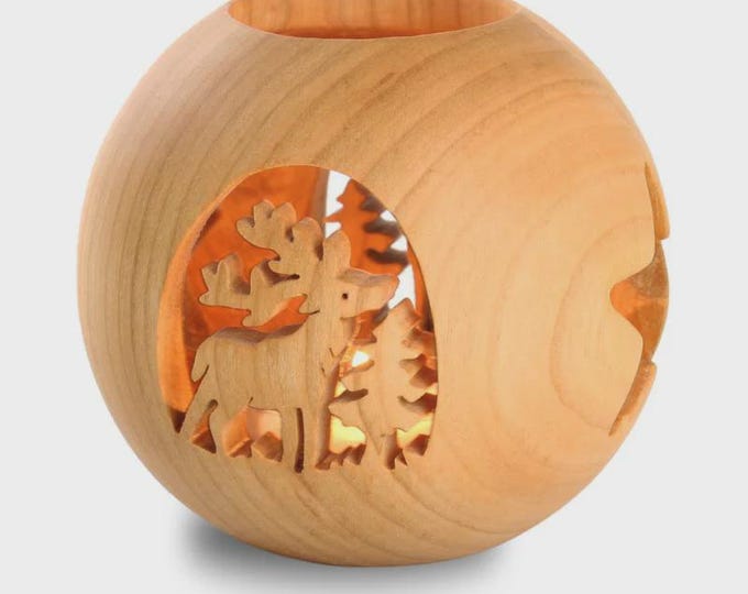 Candle holder lantern with deer 10 cm (3.94 inches) carved in Valgardena wood, handcrafted in Italy