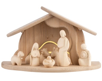 Modern Art nativity scene carved in natural wood from Valgardena, 8 pieces with hut, various sizes, Italian artisan production