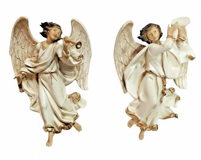 Pair of hanging angels 28 x 20 cm (11.02 x 7.87 inches) in hand-decorated resin, artisanal production