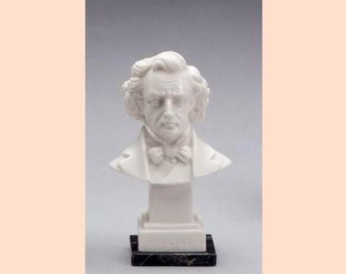 Hector Louis Berlioz bust sculpture cm 11 (4.33 inches) in alabaster powder, marble base, handcrafted, made in Italy