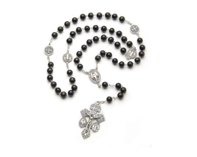 Rosary of Forgiveness with 8mm diameter glass beads, pater and cross of forgiveness with medals, handcrafted in Italy.