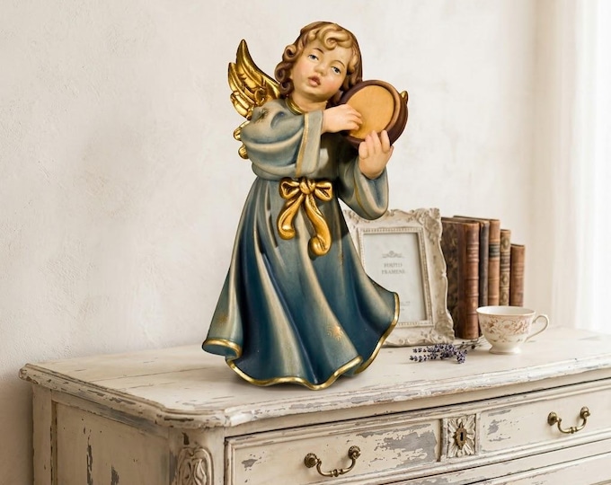 Angel Symphony sculpture, putto with tambourine, carved in Valgardena wood, various sizes, handcrafted in Italy