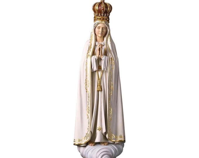 Statue of Our Lady of Fatima carved in Valgardena wood and hand-decorated, Italian artisan production, various sizes and decorations.