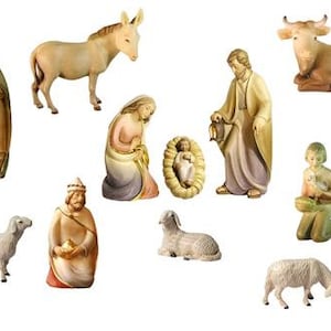 Complete nativity scene 13 pieces carved in Valgardena wood, decorated by hand, various sizes, Italian artisan production