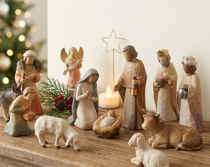Complete 14-piece nativity scene carved from Valgardena wood, hand-decorated, various sizes, Italian artisan production