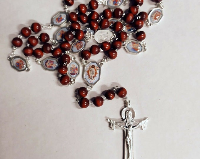 Rosary of the Via Crucis in mahogany wood cm 72 (28.34 inches) with medals of the stations, handcrafted in Italy