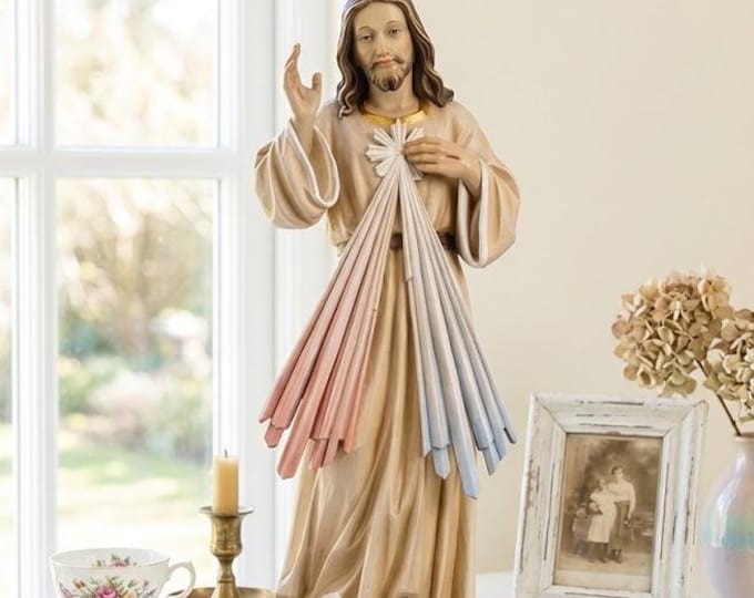 Statue of Merciful Jesus, carved in Valgardena wood and hand-decorated, Italian artisan production.
