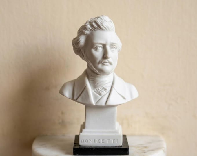 Bust sculpture of Gaetano Donizetti, 11 cm (4.33 inches), in alabaster powder, marble base, handcrafted, made in Italy