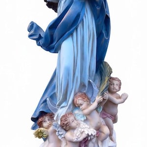 Beeld van de Onbevlekte Ontvangenis van de Tenhemelopneming van de Maagd Maria in Murillo, 63 cm (24,80 inch) in met de hand versierde hars, ambachtelijke productie