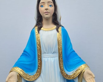 Miraculous Madonna statue 20 cm (7.87 inches) in hand-decorated resin marble, Italian artisan production