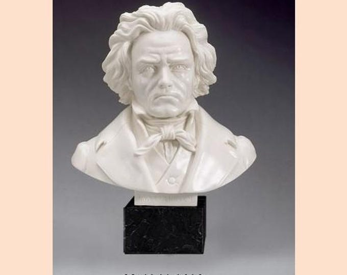 Ludwig Van Beethoven bust sculpture cm 28 (11.02 inches) in alabaster powder, marble base, handcrafted, made in Italy
