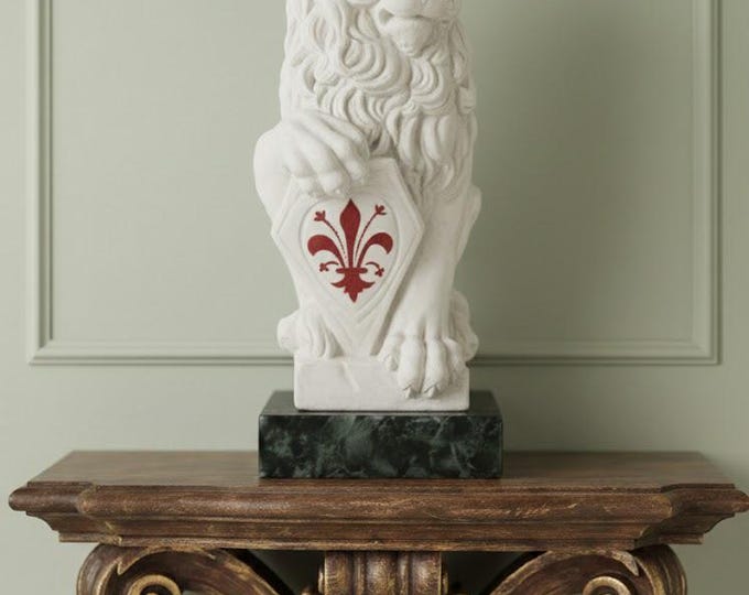 Classic sculpture "Leo Marzocco", 22 cm (8.66 inches) in alabaster powder, marble base, handcrafted, made in Italy