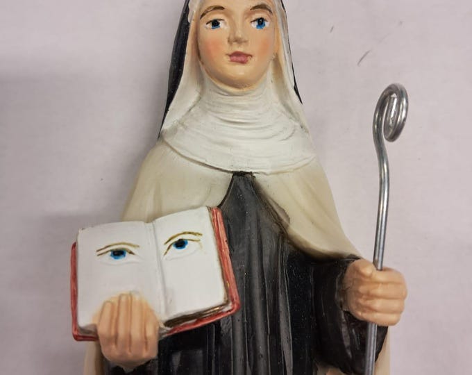 Statue of Saint Odilia cm 20 (7.87 inches) in full resin marble, hand decorated, Italian artisan production