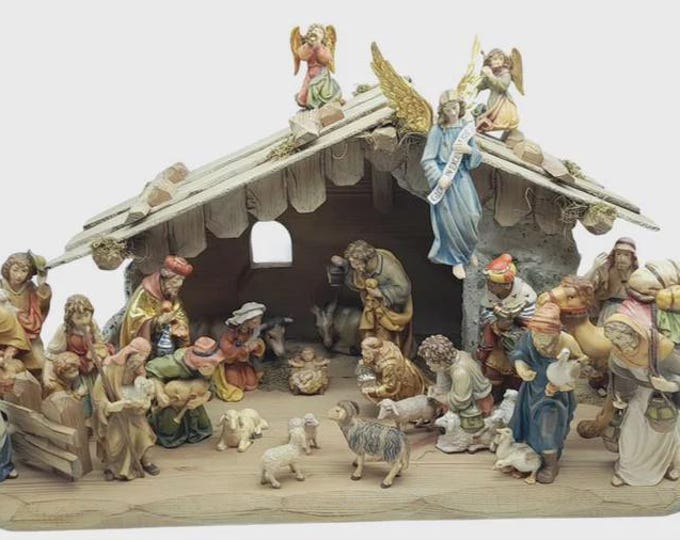 Complete nativity scene with 27 figurines and a hut, carved from Valgardena wood, various sizes available, handcrafted in Italy
