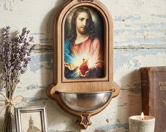 Holy water stoup in aged gilded MDF wood, 26 cm (10.23 inches), various subjects available, made in Italy