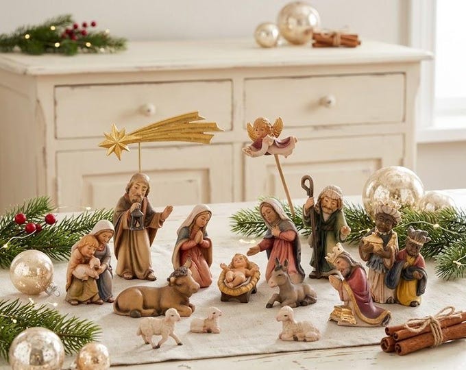 Wieser nativity scene carved from Valgardena wood, 16 pieces, various sizes available, handcrafted in Italy