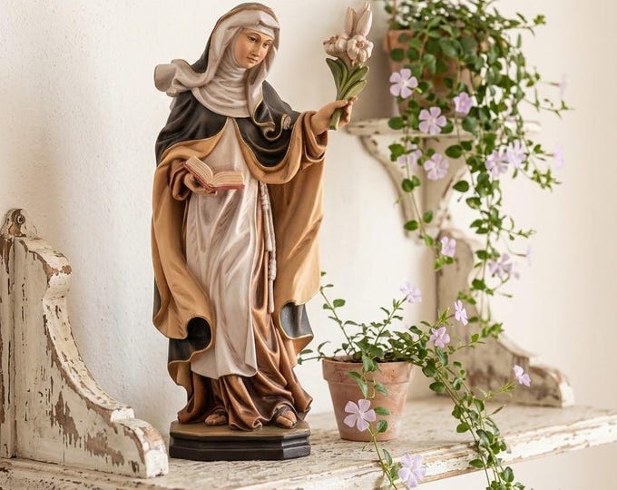 Sculpture of Saint Catherine of Siena carved in Valgardena wood, hand-decorated, Italian artisan production, various sizes