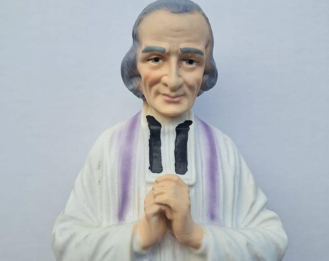 Statue of the Holy Curate of Ars John Mary Vianney 23 cm (9.05 inches) in hand-decorated resin, handcrafted in Italy