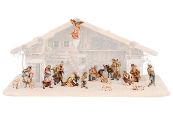 Complete nativity scene 18 pieces (without stable) carved in Valgardena wood, decorated by hand, various sizes, Italian artisan production