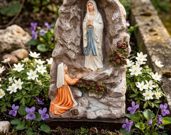 Grotto statue of the apparition of Our Lady of Lourdes, 22 x 12 cm (8.66 x 4.72 inches), hand-decorated resin marble, Italian artisan production