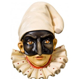 Pulcinella sculpture, carnival mask carved in Valgardena wood, hand-decorated, of Italian artisan production