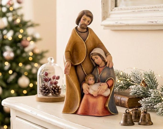 Statue of the Holy Family, Nativity, 19 cm (7.5 inches) carved in Valgardena wood, hand-decorated, Italian production