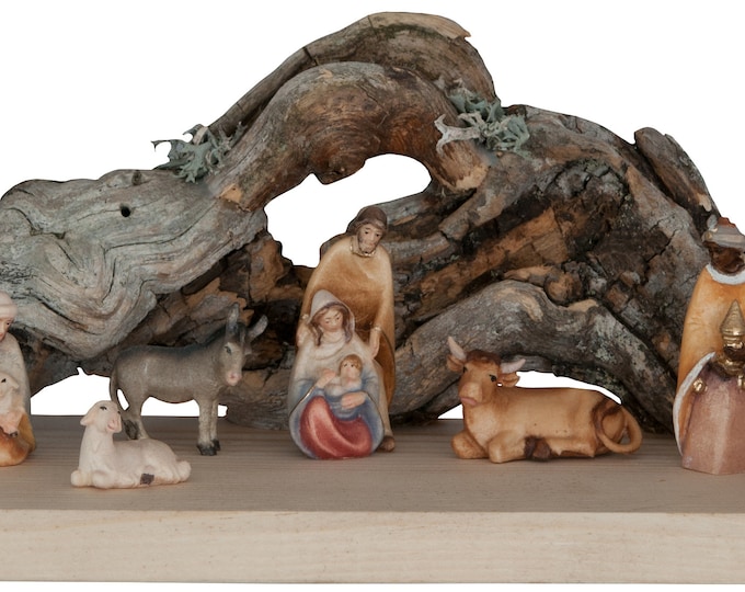 Complete rustic nativity scene with miniatures, carved in hand-decorated Valgardena wood, various sizes, Italian artisan production