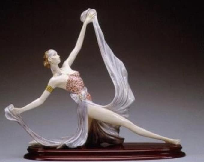 Art Nouveau sculpture Martine ballerina, cm 44 (17.3 inch) in alabaster powder, wooden base, hand painted, made in Italy