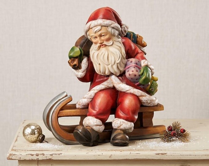 Santa Claus sculpture carved from Valgardena wood and hand-decorated, handcrafted in Italy.
