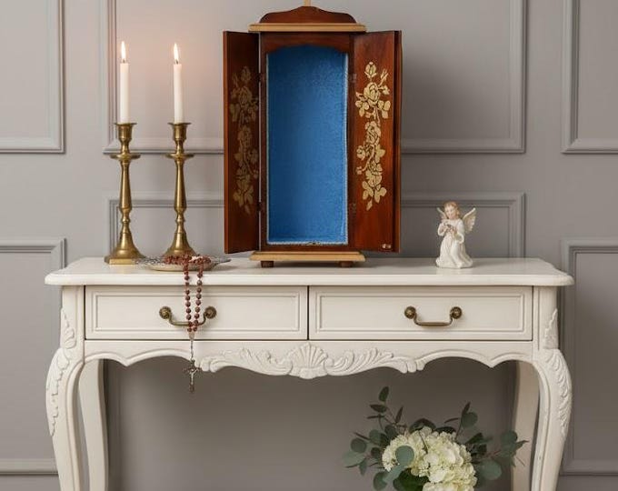 Wooden display case 70 cm (27.55 inches) with damask fabric interior for statues measuring 40/45 cm (15.74/17.71 inches) handcrafted