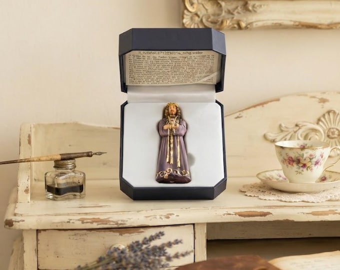 Medinaceli Jesus statue with deluxe case carved in Valgardena wood, hand-decorated, Italian artisan production