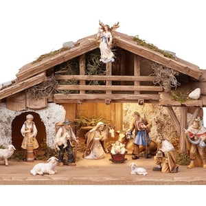 Complete nativity scene 17 pieces, hut with light, carved in wood from Valgardena decorated by hand, handcrafted production