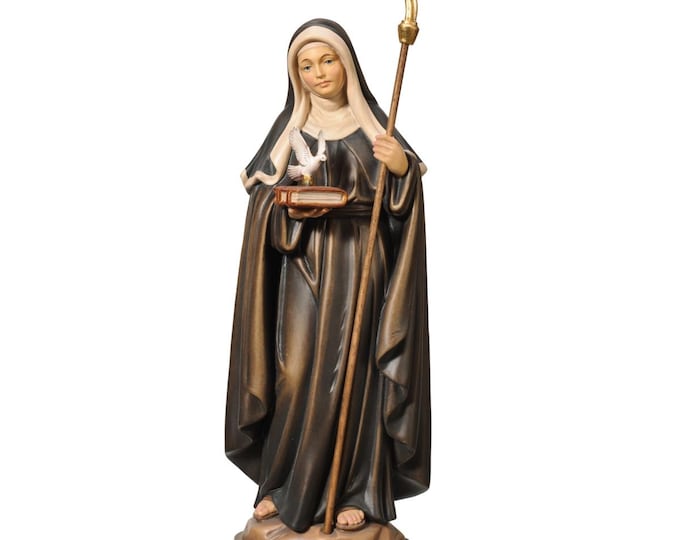 Statue of Saint Scholastica carved in Valgardena wood and hand-decorated, Italian artisan production, various sizes and decorations.